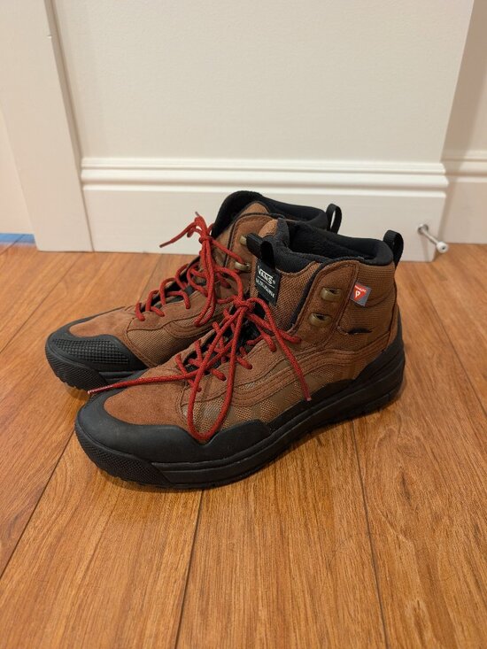 Men\'s Vans Gortex Boot